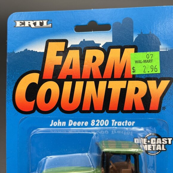NIB Vintage 1997 Ertl John Deere 8200 Tractor #5064 1/64 Scale Metal Die Cast - Picture 2 of 9